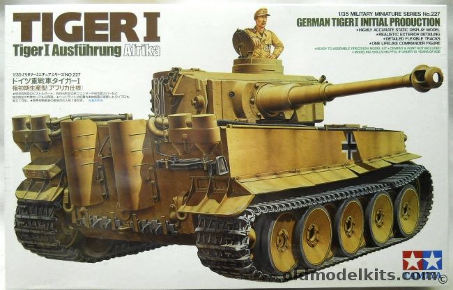 Tamiya 1/35 Tiger I Ausfuhrung Afrika - Panzerkampfwagen VI Tiger I Sd.Kfz. 181, 35227 plastic model kit