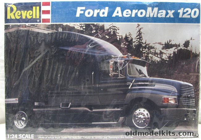 Revell 1/24 Ford Aeromax 120 Semi Truck / Tractor, 7247