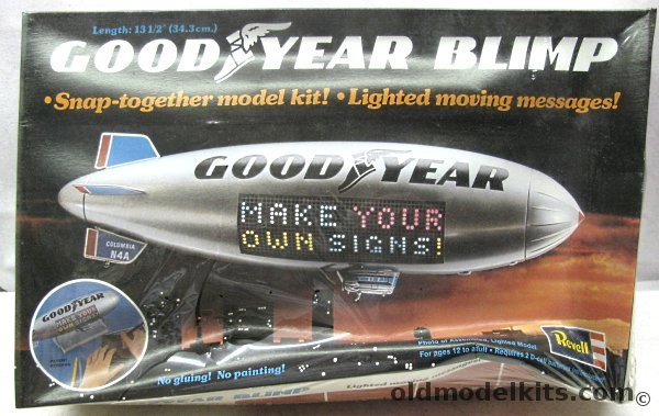 Revell 1/169 Goodyear Blimp - with Motorized Rotating and Light up Sign ...