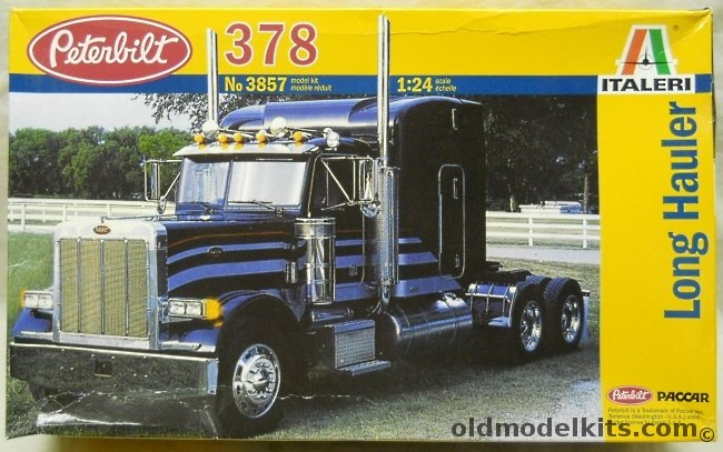 Italeri 1/24 Peterbilt 378 Long Hauler Semi Truck, 3857